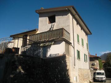 vicinissimo a Salò