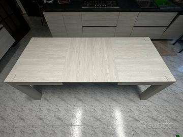 Tavolo