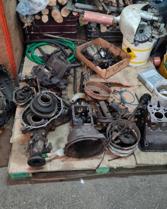 Ricambi e componenti auto d'epoca