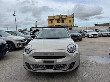 FIAT 600 Hybrid 145 CV DCT MHEV Icon