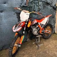 Ktm sxf 250 AKRAPOVIC
