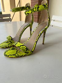 Sandalo donna Guess