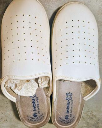pantofole  in blu. n. 38