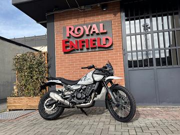Royal Enfield Himalayan 450 Kamet White