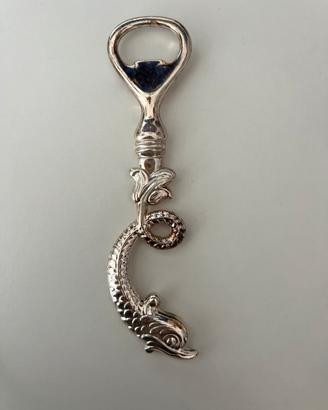 Cavatappi a forma di pesce placcato argento