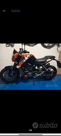 KTM Duke 125