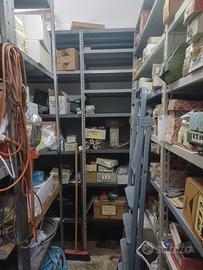 articoli di ferramenta in blocco 