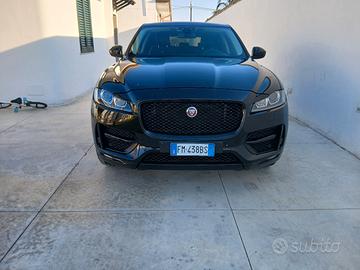JAGUAR F - PACE  R - SPORT 