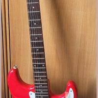 Chitarra elettrica Kingston da sistemare