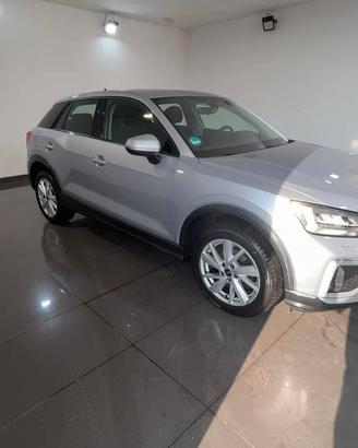 Audi Q2 35 TFSI S tronic Business Advanced