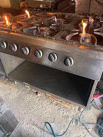 Cucina 6 fuochi L120xP90 cm