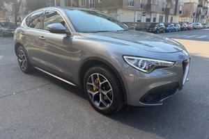 Alfa Romeo Stelvio 2.2 Turbodiesel 190 CV AT8 Q4 E