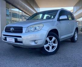 TOYOTA RAV 4 2.2 D-4D 136 CV Sol