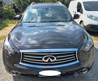 Infiniti QX70 3.0 diesel V6 AT S Premium