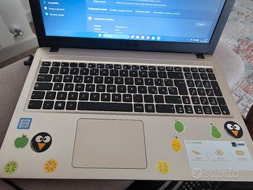 Portatile ASUS VivoBook 15" - Intel i3 / 