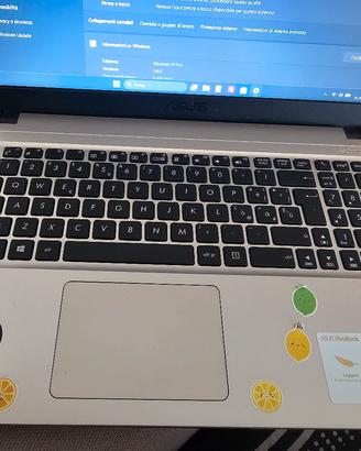 Portatile ASUS VivoBook 15" - Intel i3 / 