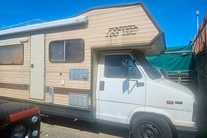 Camper.  Arca freccia 400