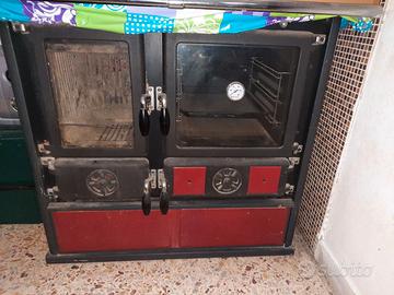 stufa cucina a legna con forno