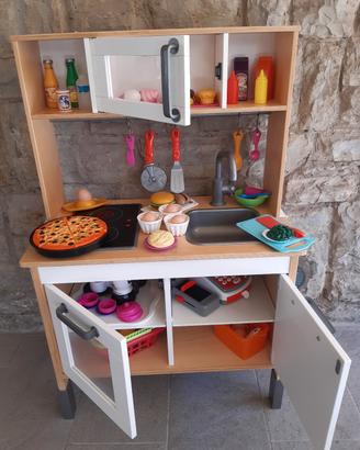 Cucina gioco IKEA con accessori