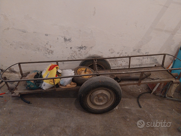 Carrettino trasporto uva con motozappa