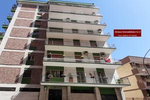 Via G.Messina ang.Via Lupoli ampio quadrilocale