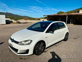 Volkswagen Golf 7 GTD 2.0 TDI DSG
