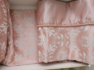 🌸Copriletto Matrimoniale in Damasco Rosa Antico –