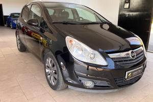 Opel Corsa 1.2 5 porte Cosmo NEOPATENTATI