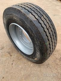 Ruota Piena 285/ 70 R 19.5 Pirelli