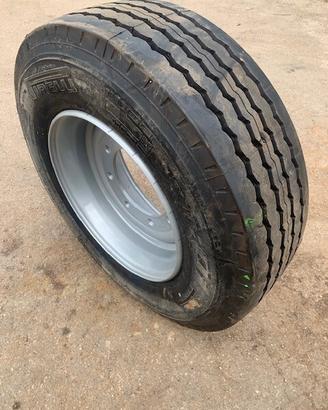 Ruota Piena 285/ 70 R 19.5 Pirelli