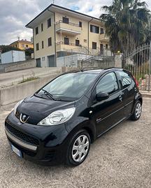 Peugeot 107 1.0 68 cv adatta neo