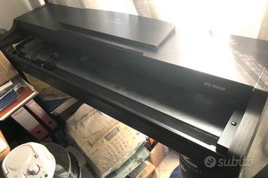 Yamaha Clavinova CLP810S elettronica e guscio