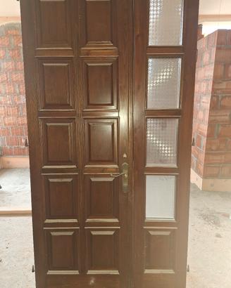 portone in legno ingresso 