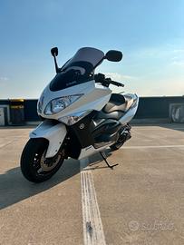 Yamaha t max500