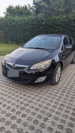 Opel Astra Astra J IV Anno 2010 5p 1.7 CDTI Cosmo