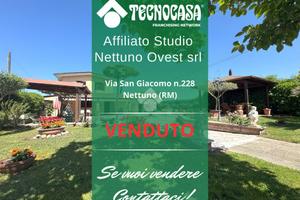 VILLA SINGOLA A NETTUNO