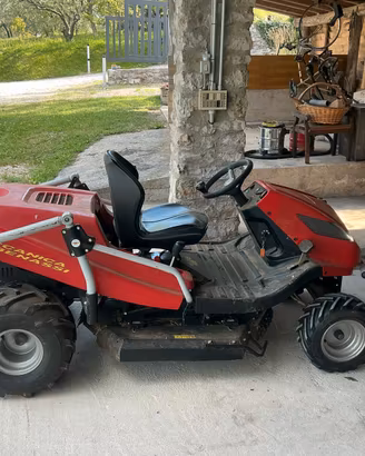 Trattorino sfalciatutto  Maccanica Benassi AC-92