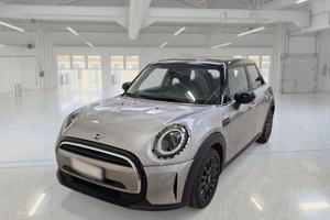 MINI COOPER CLASSIC AUTO 5 PORTE BERLINA