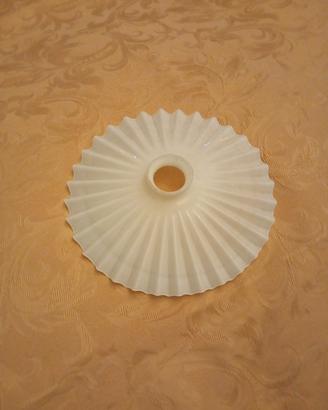 cappello porta lampada a sospensione in opalina 
