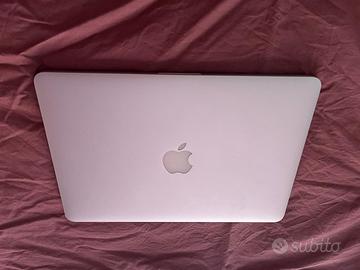 Macbook pro 13” early 2015