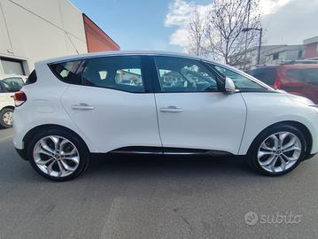 Renault Scenic 4