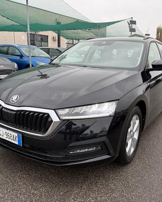 Skoda Octavia 2.0 TDI EVO SCR Wagon Executive