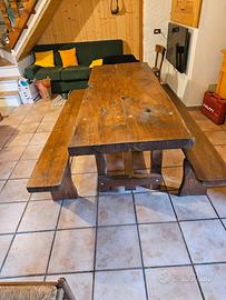 tavolo con panche legno massello