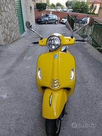 Piaggio Vespa GTS 125 Super ABS - 2021