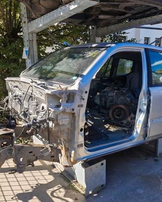 Scocca Toyota Land Cruiser Prado KDJ120 del 2005