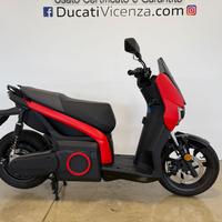 SEAT MO eScooter 125 Red