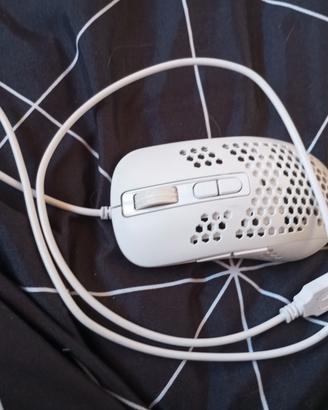 tastiera e mouse da gaming 