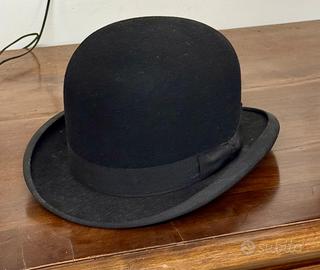 Bombetta da viaggio con targa doganale primi ‘800