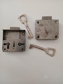 Serratura vintage mobile