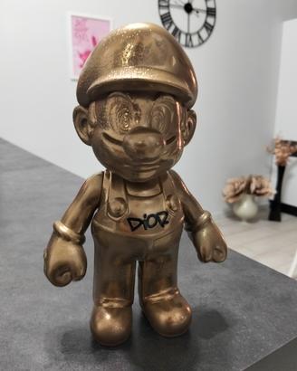 Super Mario Gold Dior Street Art 